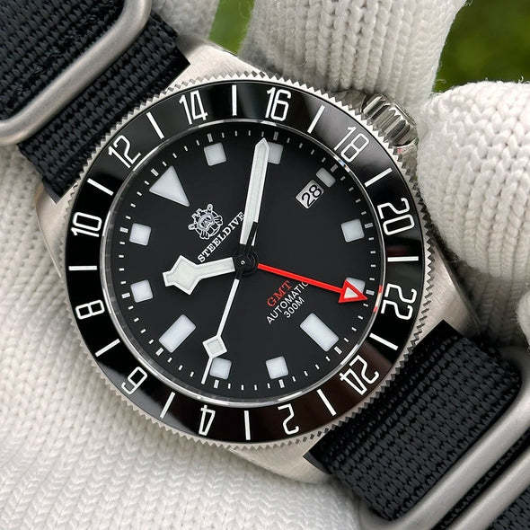 Steeldive SD1925GMT 43mm NH34 Men Watch