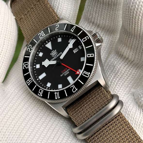 Steeldive SD1925GMT 43mm NH34 Men Watch