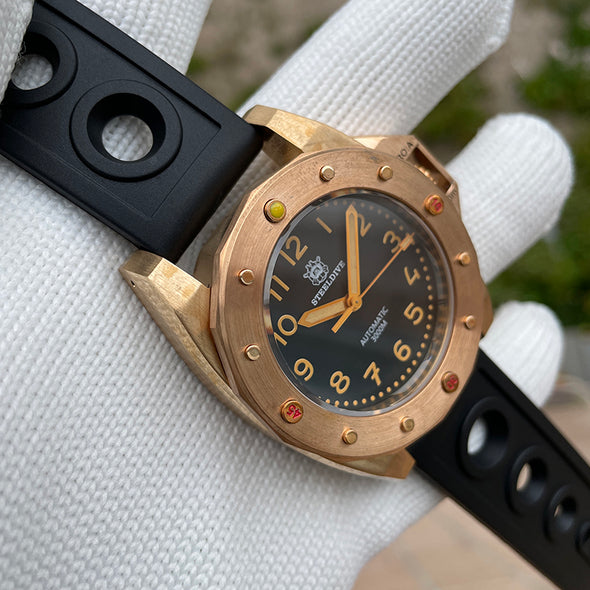 Steeldive SD1945S Bronze 3000m Deep Dive Watch