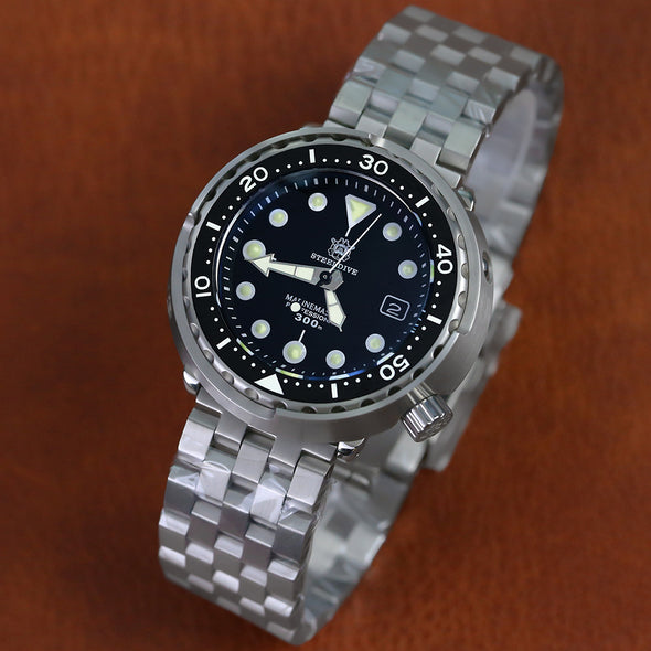 Steeldive SD1975 Tuna Diver Watch