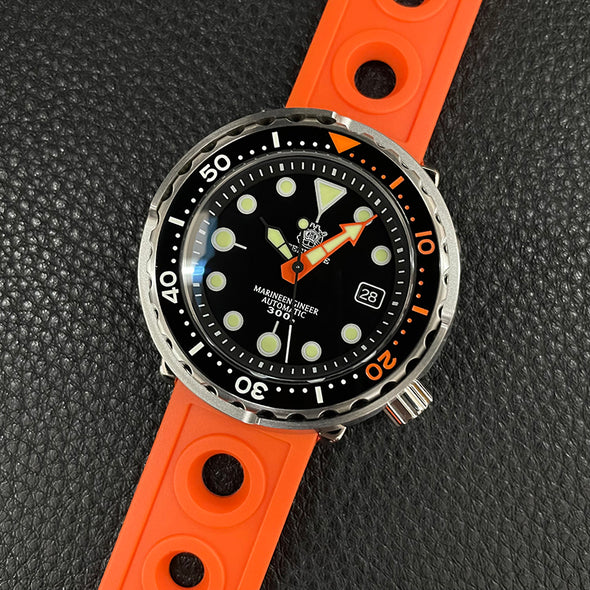 Steeldive Colorful SD1975C Tuna Dive Watch