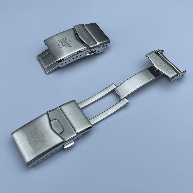 Watch metal bracelet clasp / buckle extender